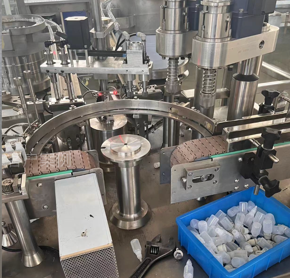 防爆伺服电机应用在制药灌装机械设备